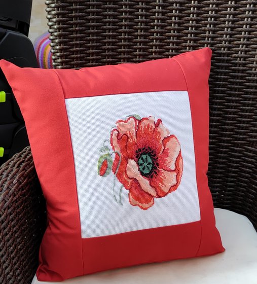 Работа «Подушка "Мак"»