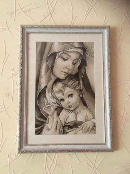 Работа «Мадонна с младенцем»