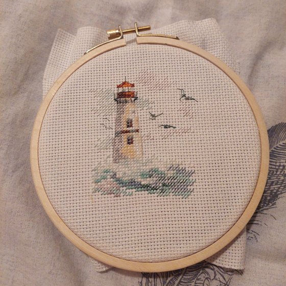 Работа «Мор волнуется. Белый маяк»