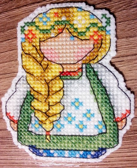 Работа «Р-338, МП Студия, 'Русские обереги. Магниты', 7*6 (1/4)»