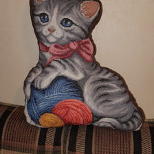 Работа «Подушка котенок»