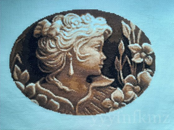 Работа «"Ливия" от "Золотого руна"»