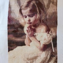 Работа «девочка молится»