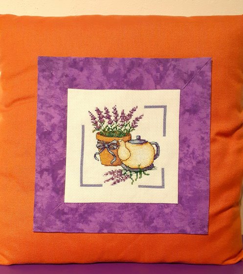 Работа «Лаванда 2.Думка»