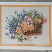 Работа «Розы и васильки»