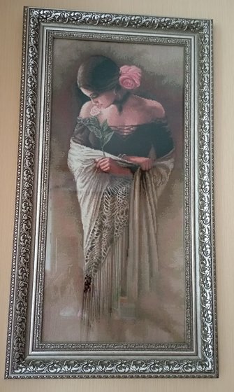 Работа «Испанка с цветком»