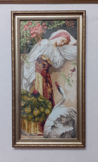 Работа «девушка и лебедь»