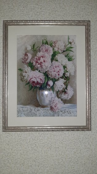 Работа «Пионы»