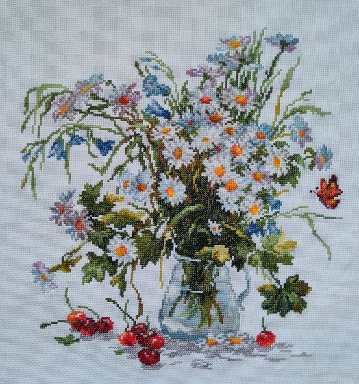 Работа «Ромашки и колокольчики»