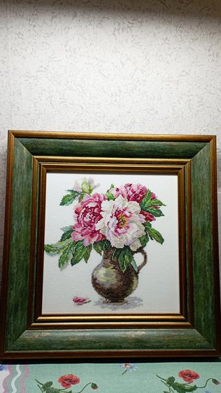 Работа «Пионы»