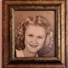 Работа «Anyukám»