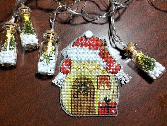 Работа «Новогодний домик»