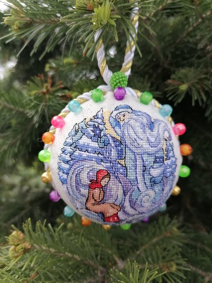 Работа «Пробовала в первый раз натяжку на шар.»