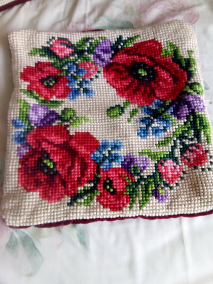 Работа «poduszka wieniec maki»