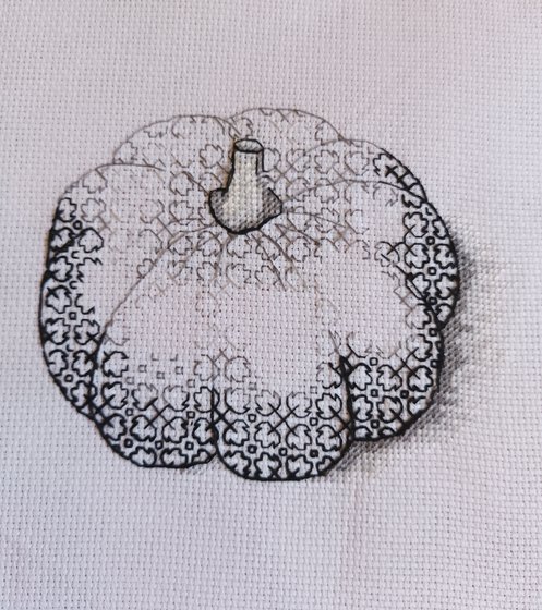 Работа «Тыковка в стиле блэкворк от Тамрико Ламаридзе»