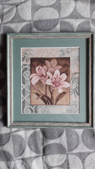 Работа «Лилии»