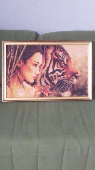 Работа «Девушка с тигром.»