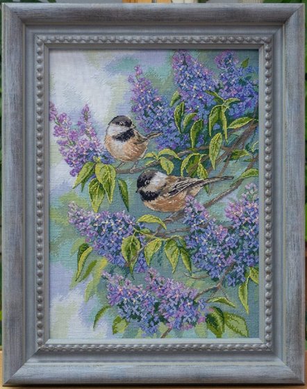 Работа «Синицы и сирень»