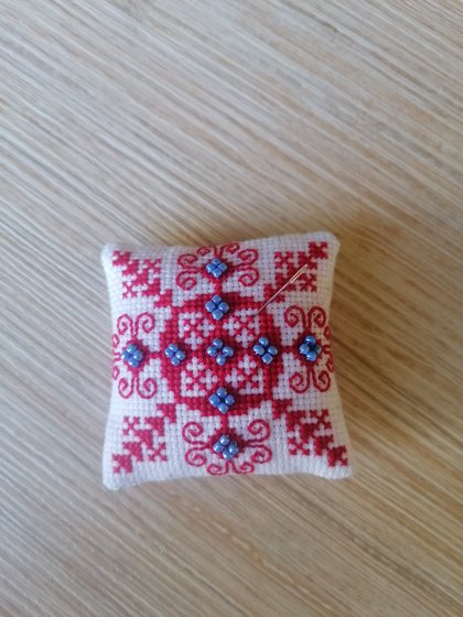 Работа «Подушечка для иголок»
