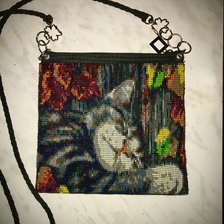 Работа «Спящий осенний котик»