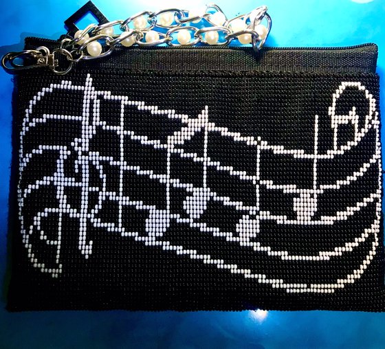 Работа «Сумочка «Нотки» сторона 1»