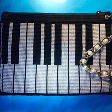 Работа «Сумочка «Нотки», сторона 2»