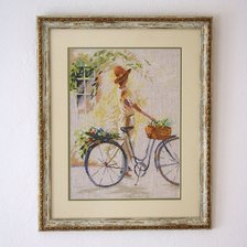 Работа «Девушка с велосипедом»