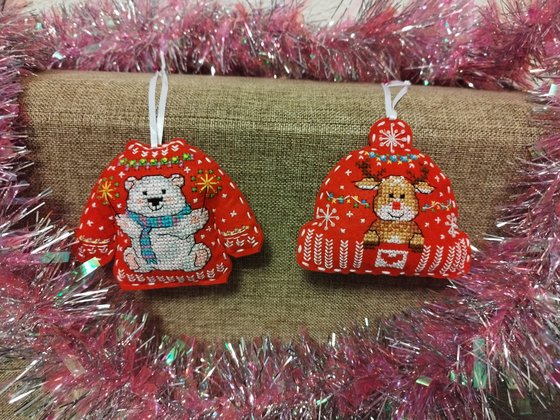 Работа «Новогодние игрушки»