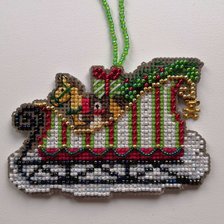 Работа «Сани с игрушками»