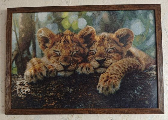 Работа «Львята»