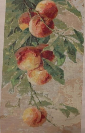 Работа «Ветка с персиками»