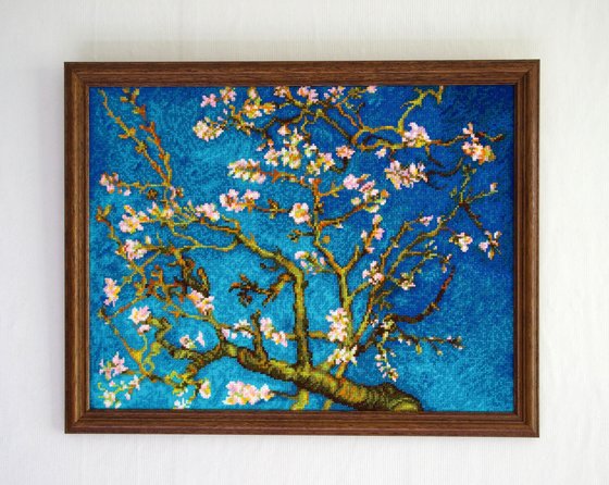 Работа «Цветущий миндаль»