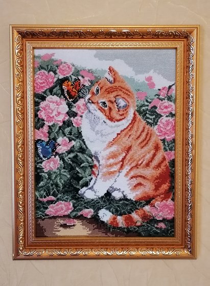 Работа «Рыжий кот и бабочки»