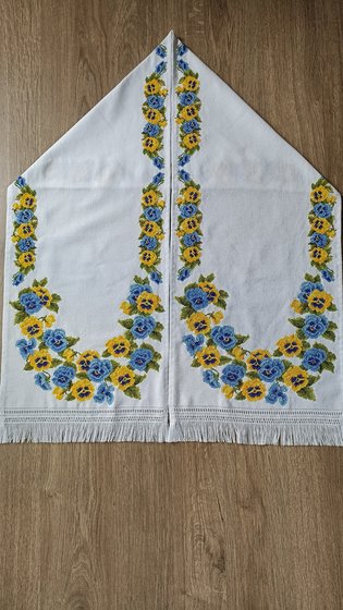 Работа «Рушнык " анютины глазки"»