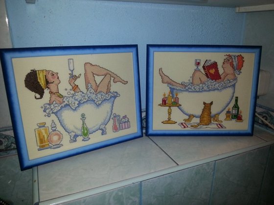 Работа «Купальщицы. Схемы из интернета, вышивалось в ванную комнату»