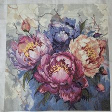 Работа «Пионы»