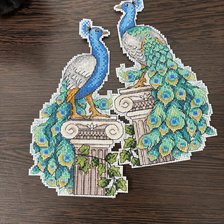 Работа «М.П.Студия. Королевский павлин. Пластиковая канва.»