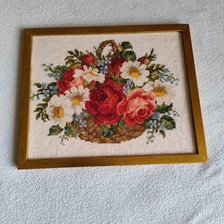 Работа «KWIATY W KOSZYKU DMC»