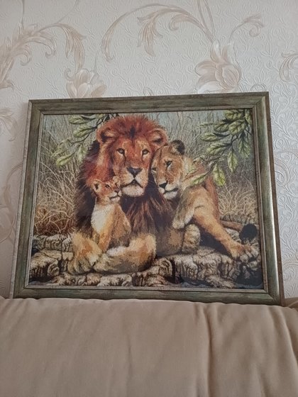 Работа «Семейство львов»
