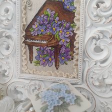 Работа «Чем только не порадуешь учительницу музыки😉»