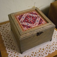 Работа «Ларец с вышивкой»