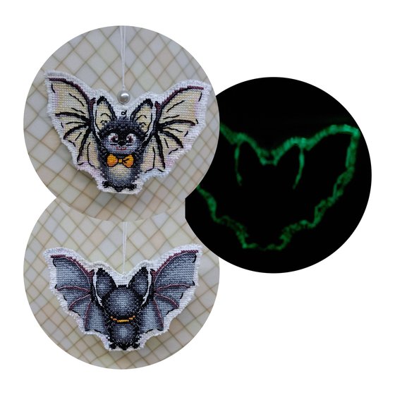 Работа «Елочная игрушка Летучая мышь»