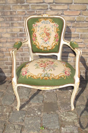 Рукодельное творчество. Утилитарное использование вышивки. №3657