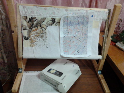 Бабочка и пионы №18478