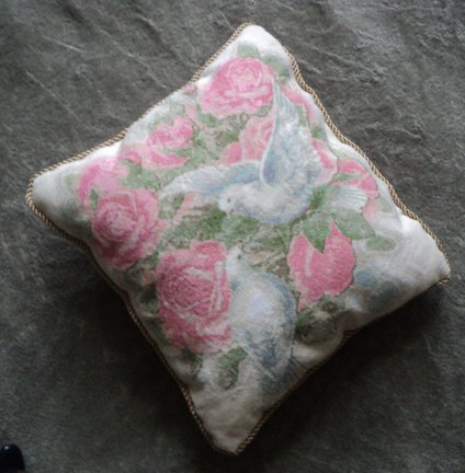 Голуби и розы №27002