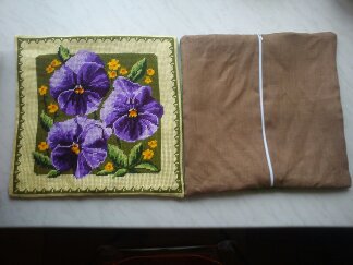 Как сделать подушку из вышивки? №63110