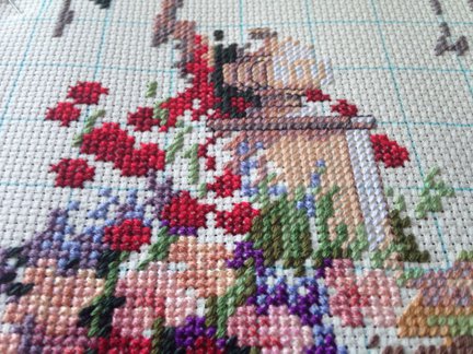 Начало новой работы: «Тропа в цветах» от Dimensions №77067