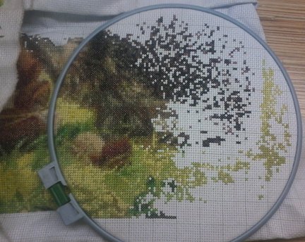 Ежик в лесу (процесс вышивки) №79209