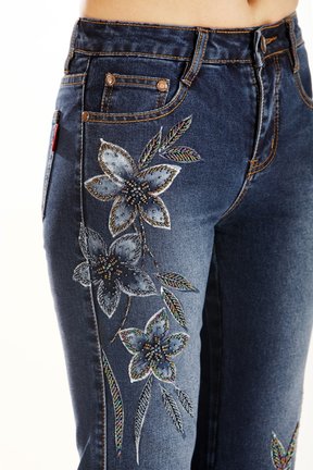 Вышивка на джинсах №143335