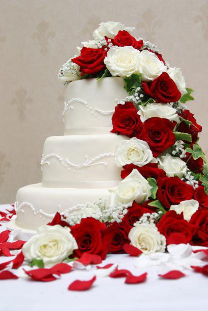 Свадебный торт) - праздник, торт, свадебный торт, свадьба, любовь - оригинал